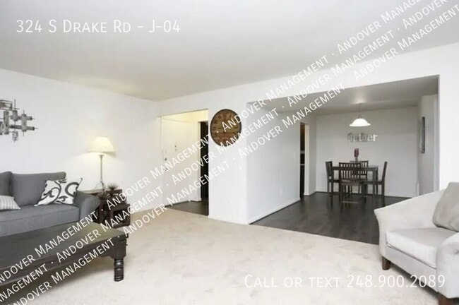 Building Photo - 324 S Drake Rd