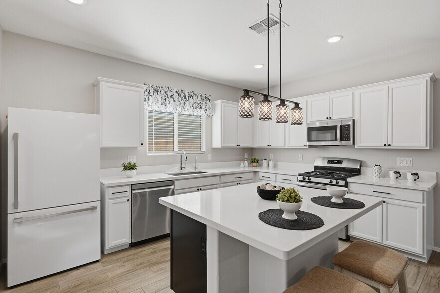 Building Photo - 3017 N Majestic Ct