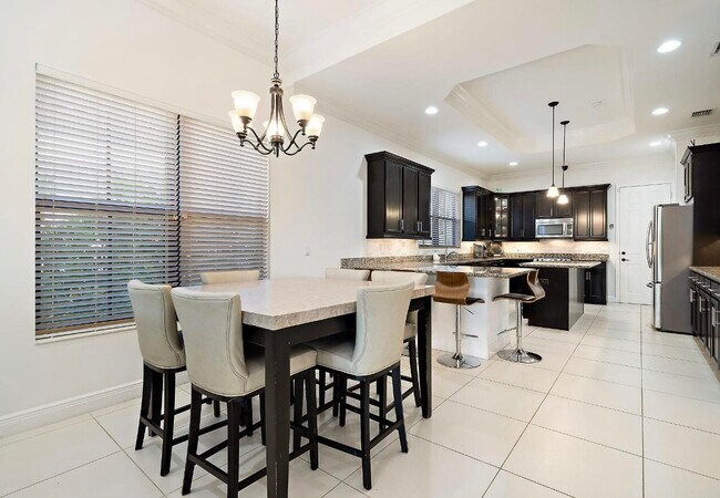 Building Photo - 6484 Vireo Ct