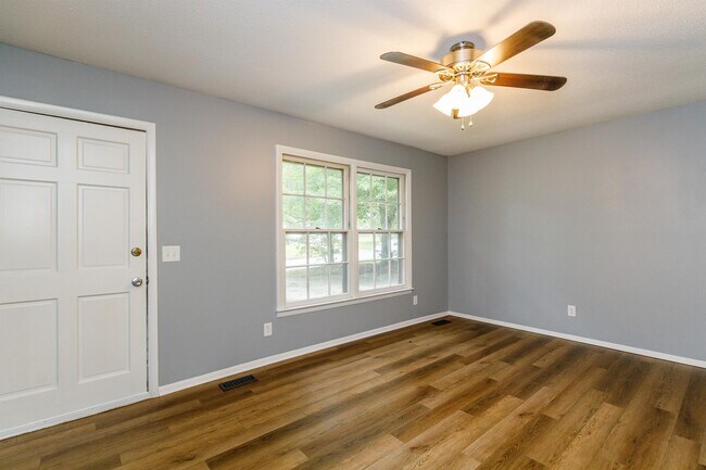 Building Photo - 1009 Springview Trail