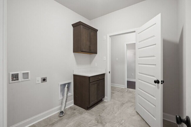 Building Photo - 9023 Mountain Preserve Blvd