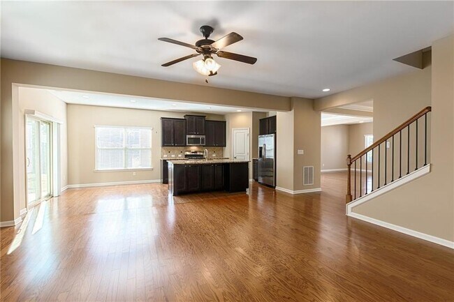 Building Photo - 7245 Rocking Horse Ln
