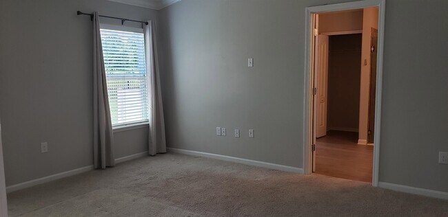 Building Photo - 602 Crescent Key Dr