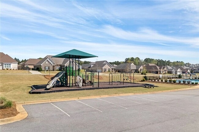 Building Photo - Towne Lake Subdivision