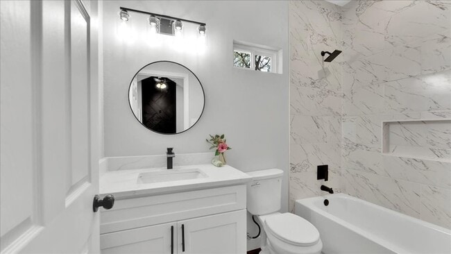 Building Photo - 248 Brushy Crk Trl