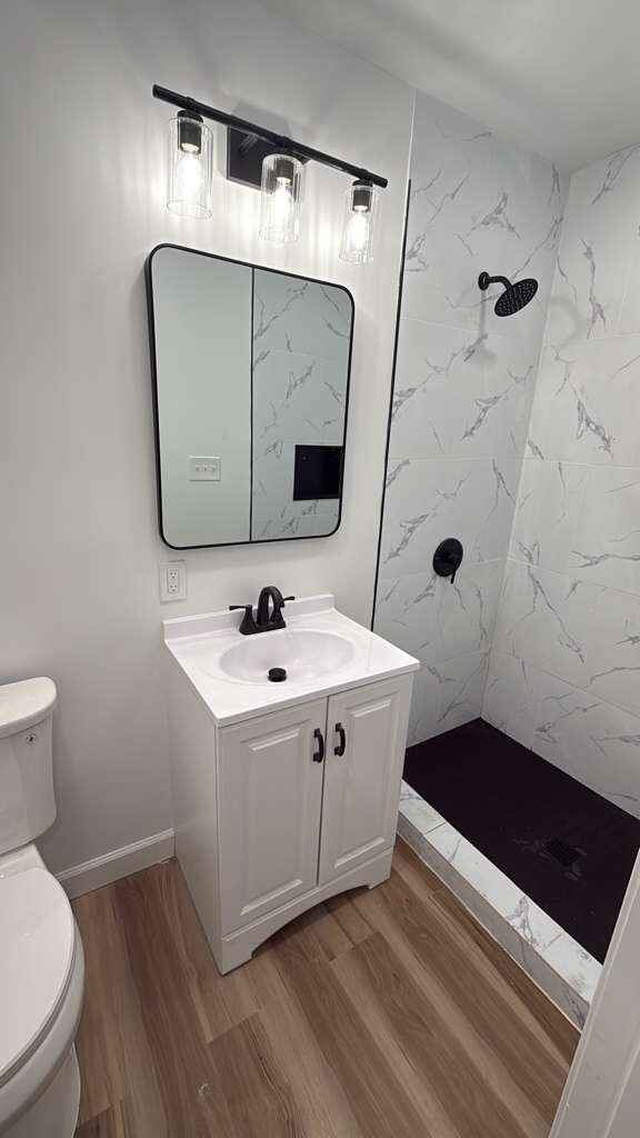 Building Photo - 6211 Aspen Ct