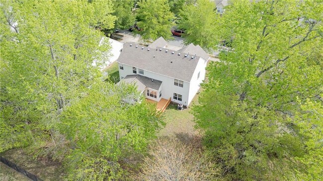 Building Photo - 310 Canaan Cir