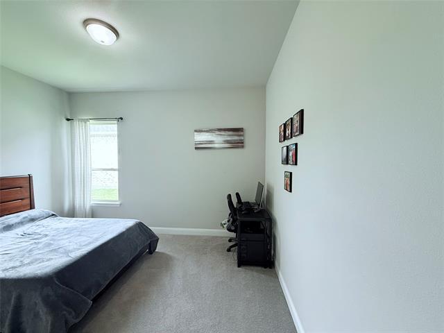 Building Photo - 208 Hardwood Trl