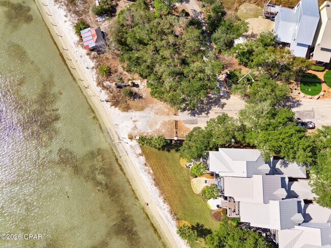 Building Photo - 3816 Mariner Dr