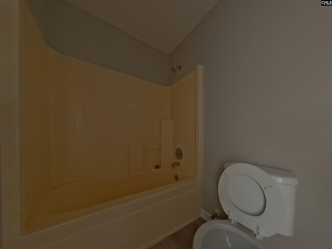 Building Photo - 3 Glen Knoll Ct