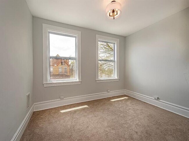 Building Photo - Stately Luxury Living in Schenley Heights ...
