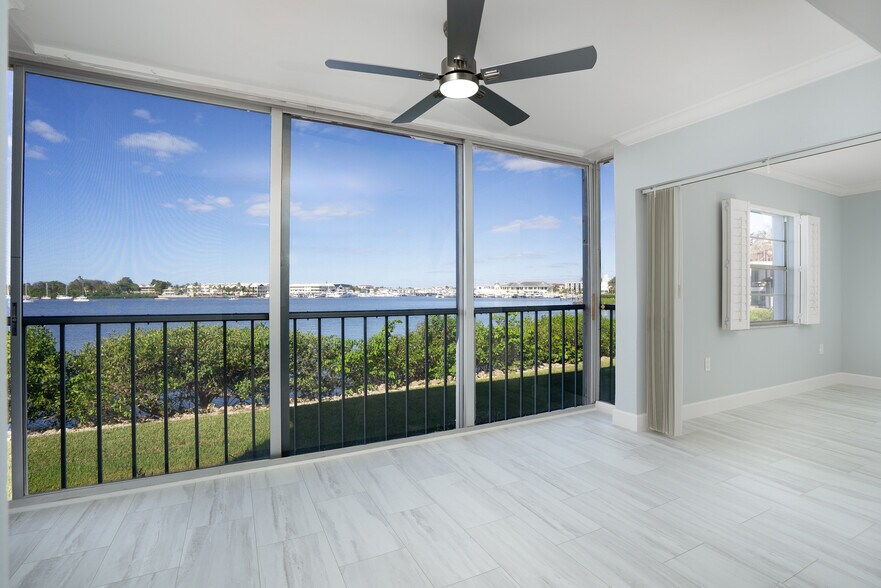 Building Photo - 1120 Little Neck Ct