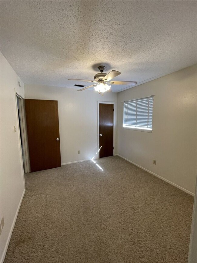 Building Photo - Bossier City LA 4 bed 3 bath for lease | S...