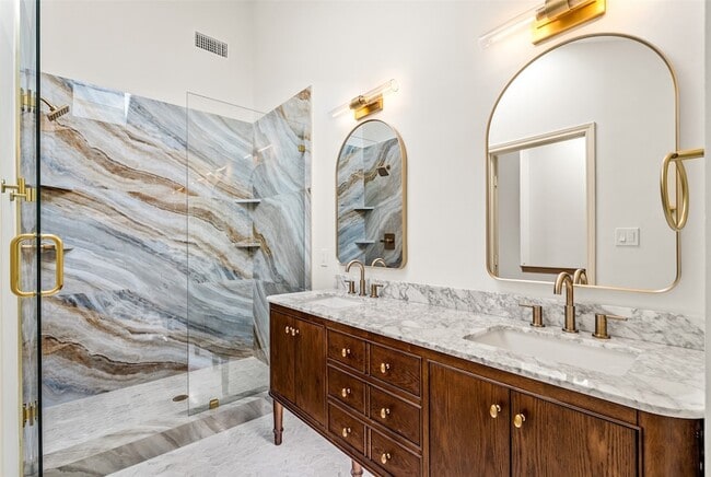 Building Photo - 4030 Gilbert Ave