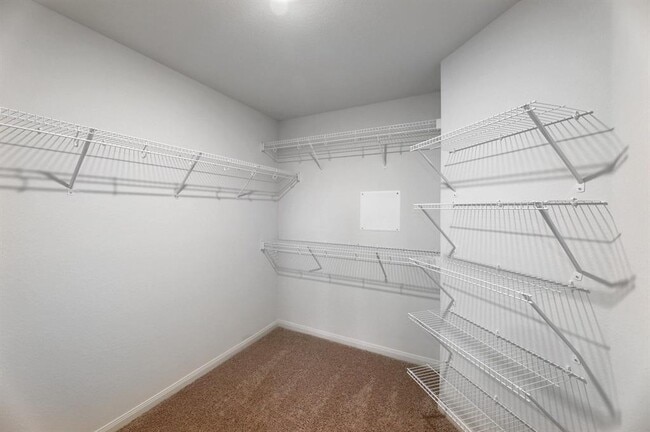 Building Photo - 18525 Quiet Range Dr