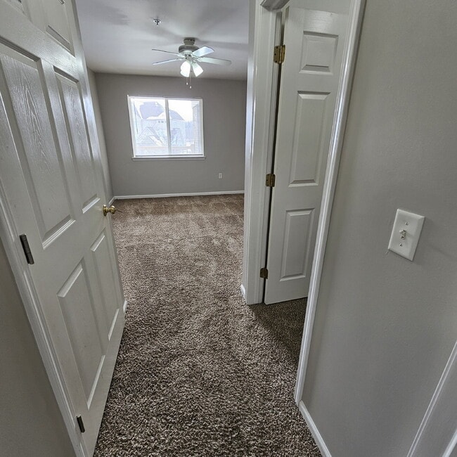 Building Photo - 2BR/2BA Condo with Garage, Private Patio & Resort-Style Amenities