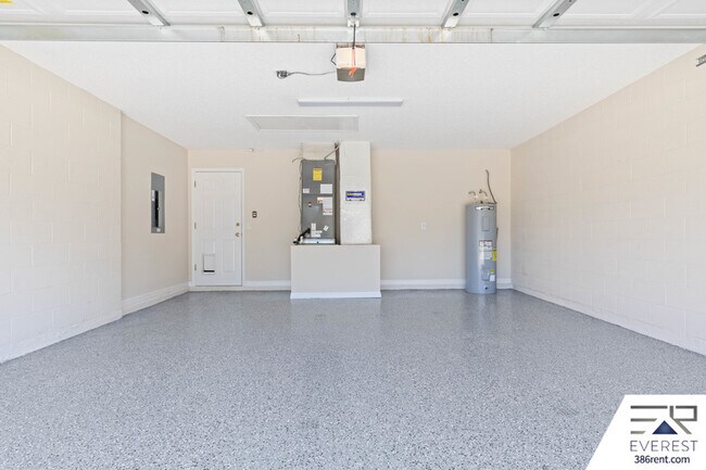 Building Photo - 96 Whispering Pine Dr