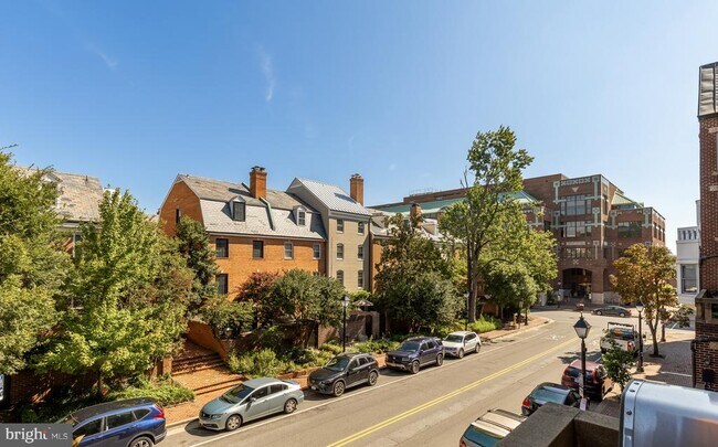 Building Photo - 125 N Lee St
