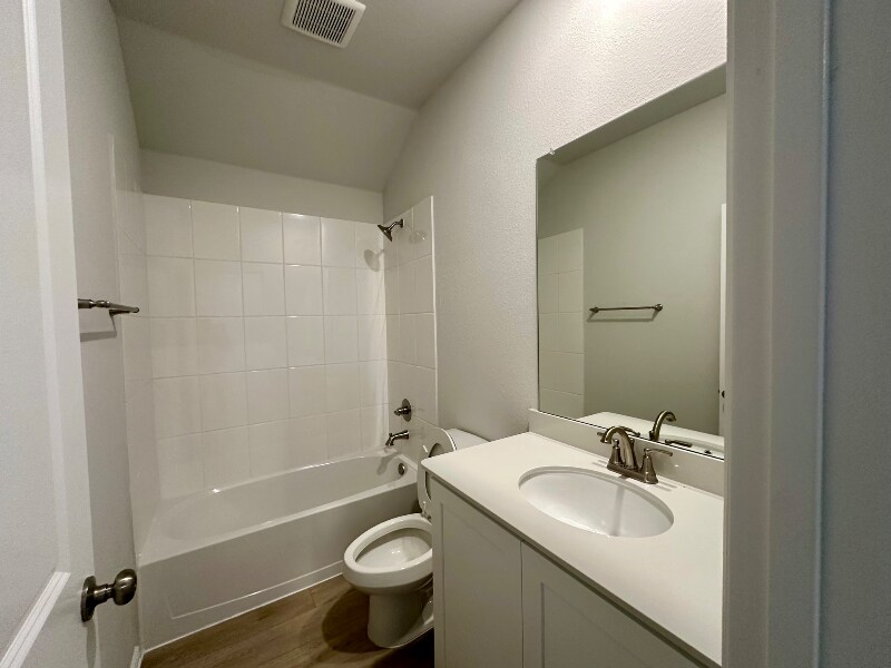 Building Photo - 515 Frst Hvn Dr