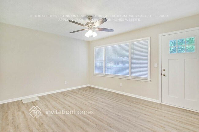 Building Photo - 7110 Carolyn Cir