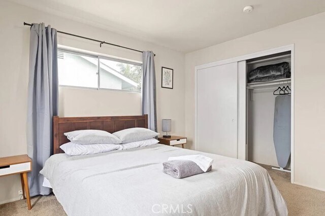 Building Photo - 408 E Jacaranda Ave