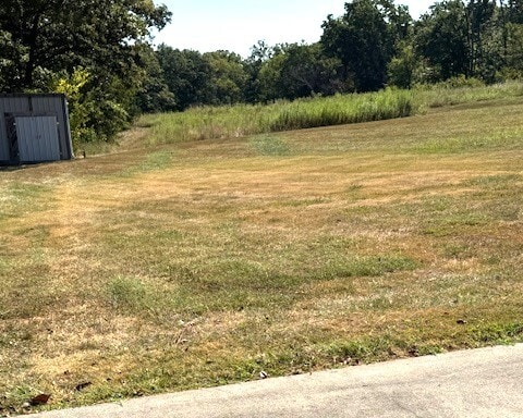 Building Photo - 8160 Dogwood Dr