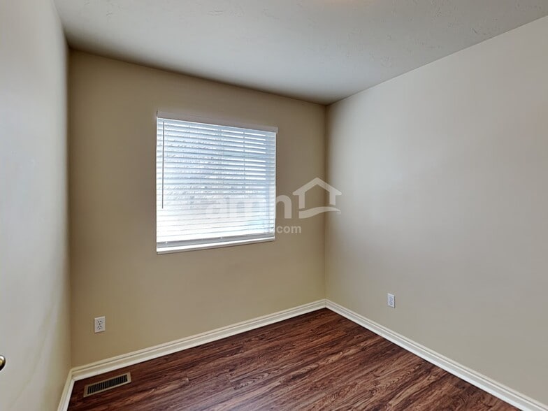 Building Photo - 326 S 1530 E