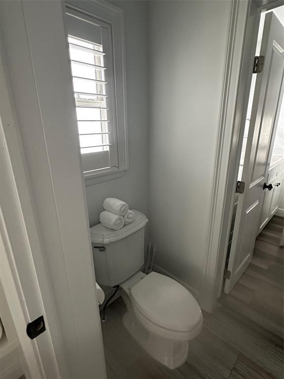 Building Photo - 2610 S Dundee St