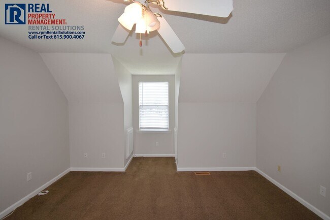 Building Photo - Great 3 bedroom home in Murfreesboro! Atta...