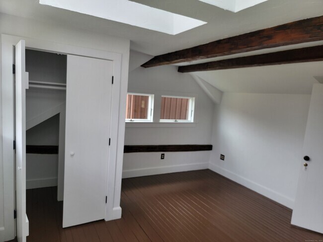 Building Photo - 199 CT-37