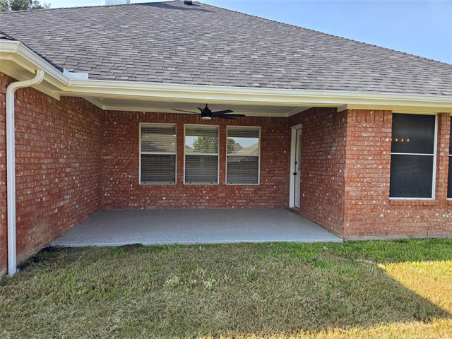 Building Photo - 1097 Springhill Dr