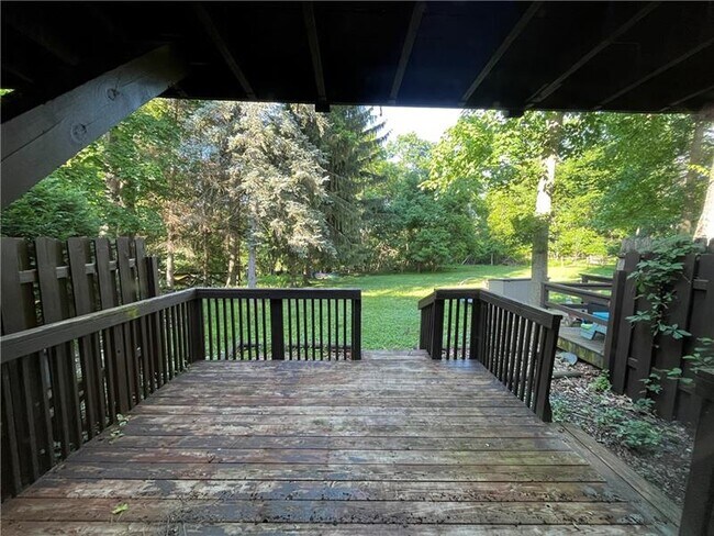 Building Photo - 456 Hunting Creek Rd