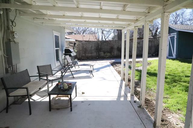 Building Photo - 1720 Belle Pl