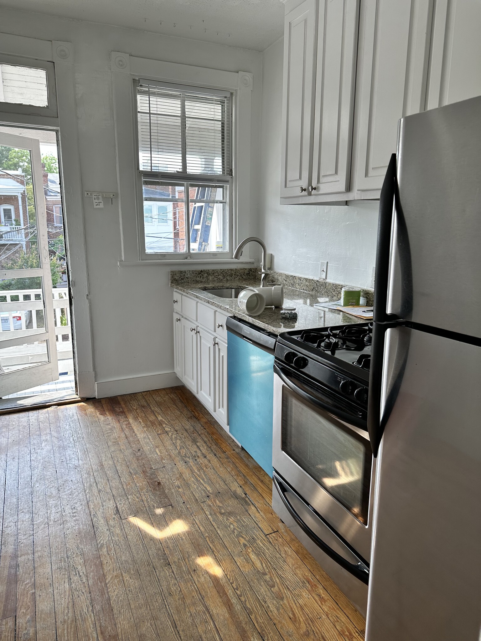 Building Photo - 6 N Mulberry St