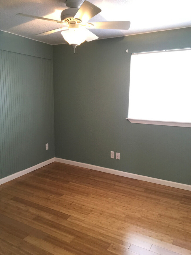 Building Photo - Super cute home in Lacey