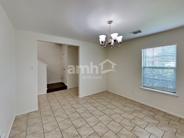 Building Photo - 7234 Basque Country Dr