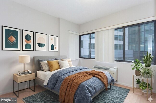 Building Photo - 2141 I St NW