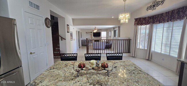 Building Photo - 6435 W Buckskin Trail