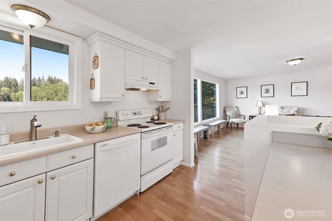 Building Photo - 6917 Olive Ave