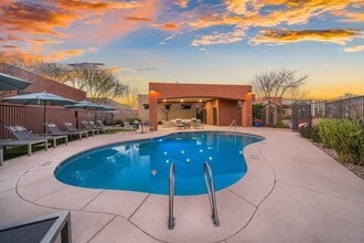 Building Photo - Avilla Marana
