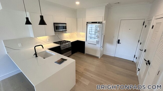 Building Photo - 50 Leo M Birmingham Pkwy