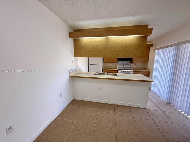 Building Photo - 528 Green Springs Pl