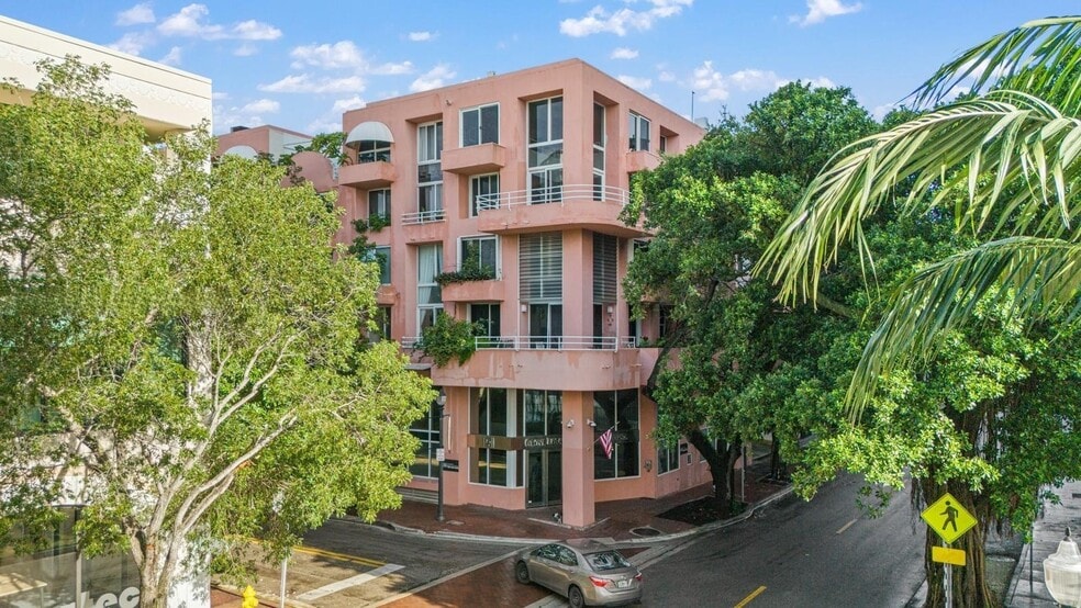 Building Photo - 2801 Florida Ave
