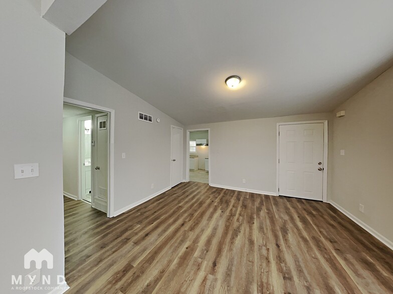 Building Photo - 3231 Tena Ruth Cove