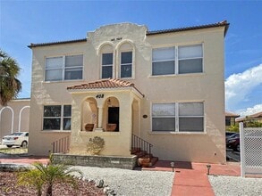 Building Photo - 408 Armada Rd