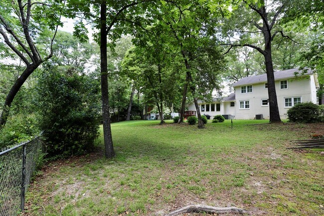 Building Photo - 2459 Clematis Trail