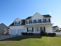 Building Photo - 270 Hayden Ln