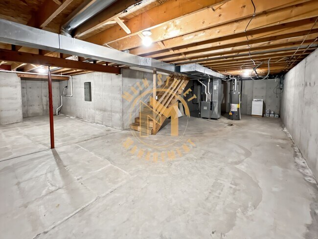 Building Photo - 466 S Good Hope Rd
