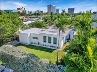 Building Photo - 7537 W Treasure Dr