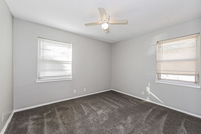 Building Photo - 3 BR/1BA | Updated Single Family Home | 1-Car Garage  | Large Backyard!